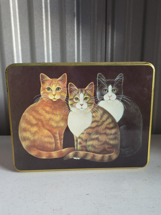 stephen Lawrence Other - 1995 Stephen Lawrence Co. Stationary Cat Tin Box